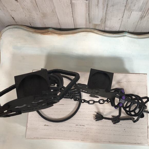 Adorable Partylite Halloween Decor - Mr. Bones and Dog and Cat with Aroma Warmer - Picture 10 of 16